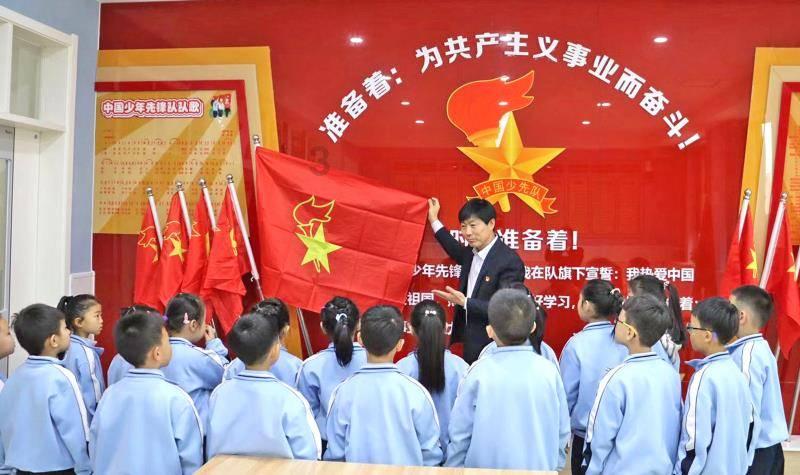 实施摆拍骗局 两男子被判刑